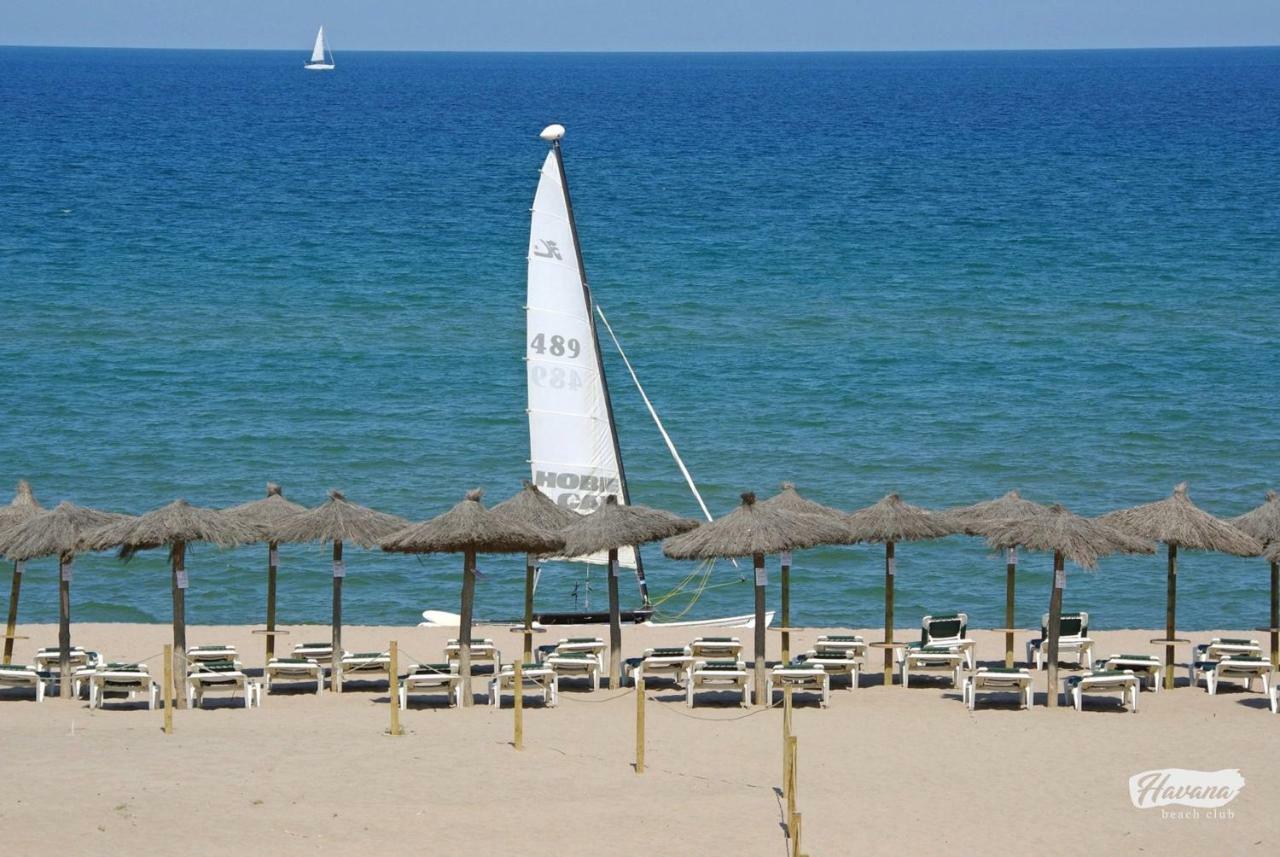 Apartaments Beach & Golf Resort Палс Екстериор снимка